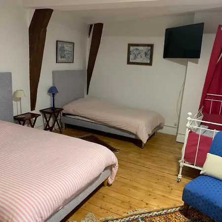 Bed and Breakfast Le Manoir Des Breholles 3*