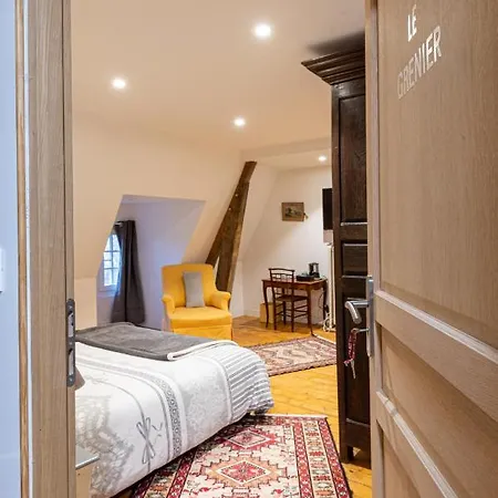 Le Manoir Des Breholles