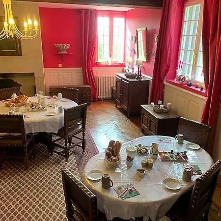 Le Manoir Des Breholles