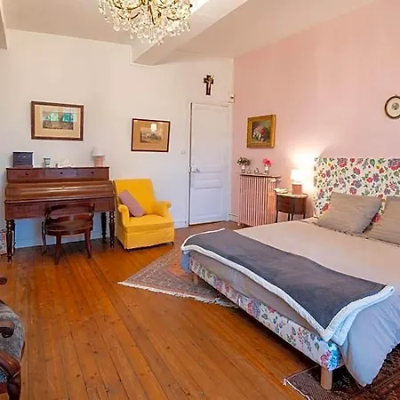 Bed & Breakfast Le Manoir Des Bréholles