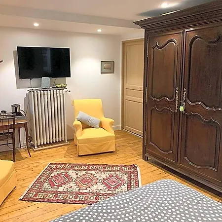 Le Manoir Des Breholles