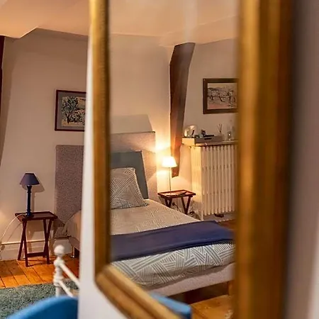 Bed & Breakfast Le Manoir Des Breholles 3*
