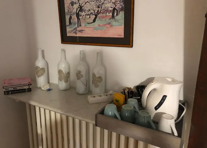 Le Manoir Des Breholles فندق مبيت وإفطار