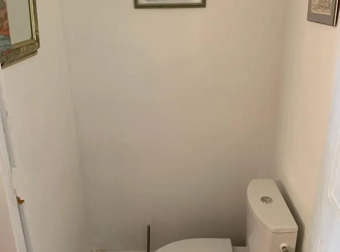 فندق مبيت وإفطار Le Manoir Des Breholles 3*