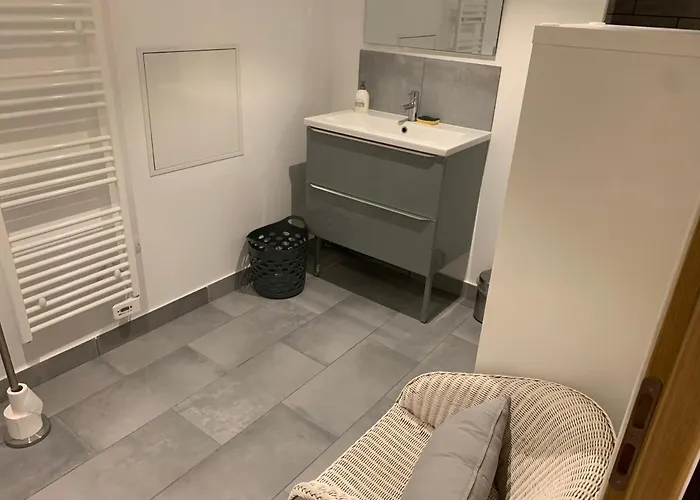 فندق مبيت وإفطار Le Manoir Des Breholles 3*