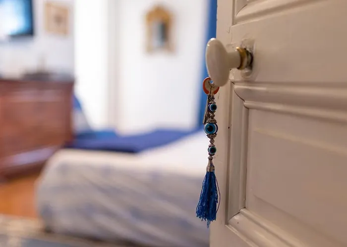 Le Manoir Des Breholles فندق مبيت وإفطار