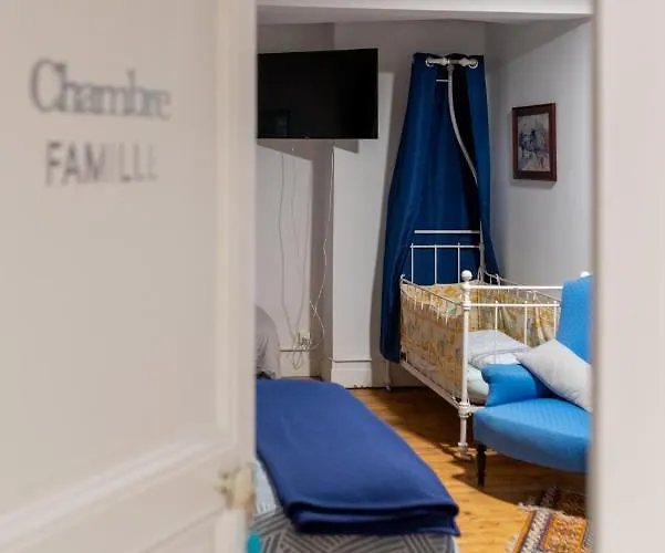 فندق مبيت وإفطار Le Manoir Des Breholles Goustranville