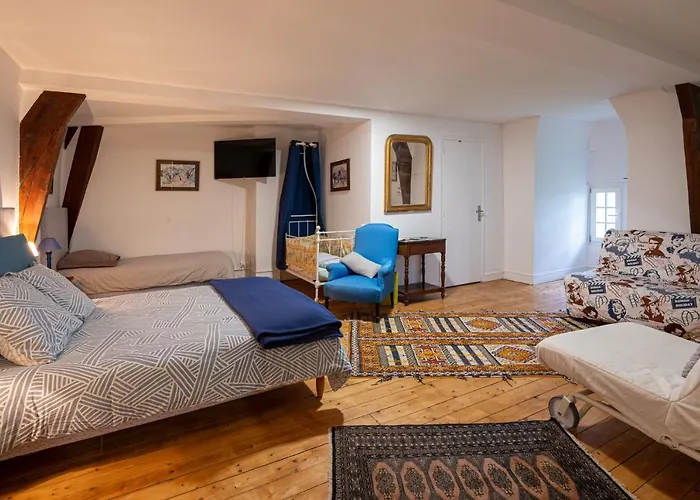 Le Manoir Des Breholles Goustranville