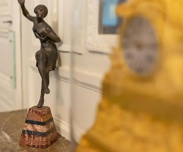 Le Manoir Des Breholles