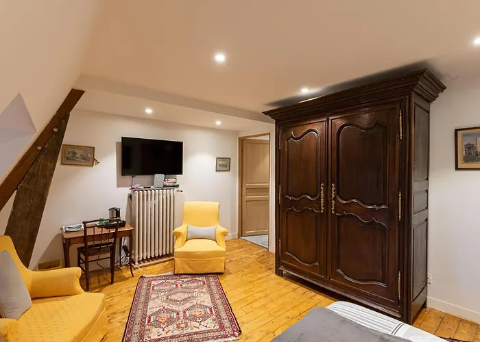 فندق مبيت وإفطار Le Manoir Des Breholles 3*