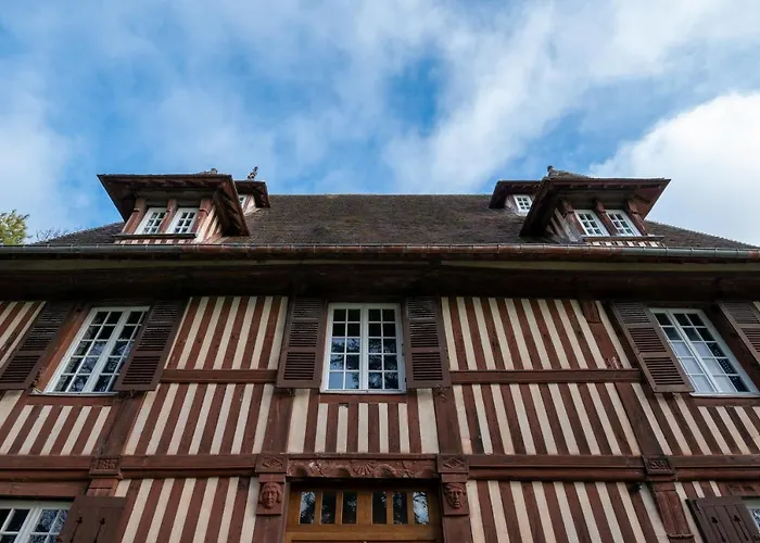 Le Manoir Des Breholles